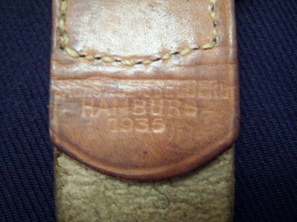 Unit marked LW drop tail buckle