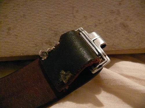 1939 LW Buckle on a 1943 belt.