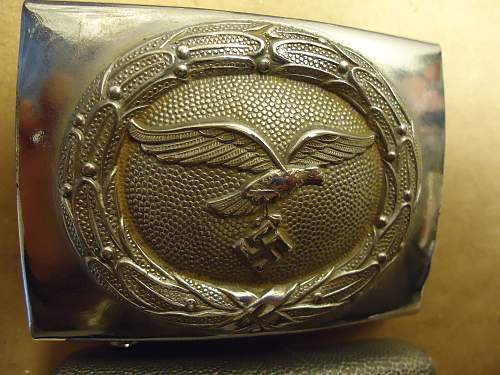 Nickeled Luftwaffe buckle?