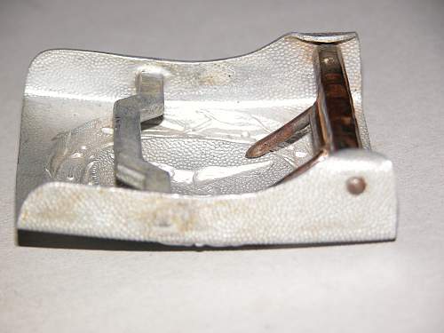 Unit marked LW drop tail buckle