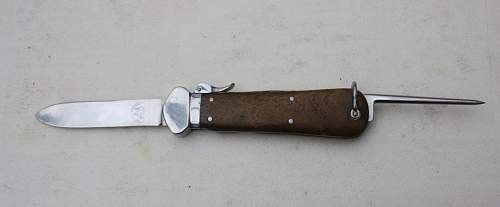 Malsch &amp; Ambron Postwar Gravity Knife