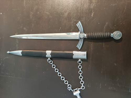 1st model luftwaffe dagger (late)