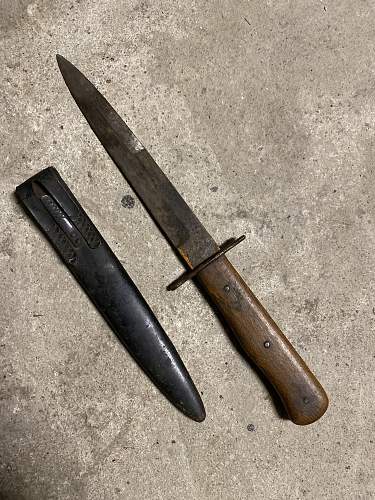 Rare Luftwaffe boot knife variant ?