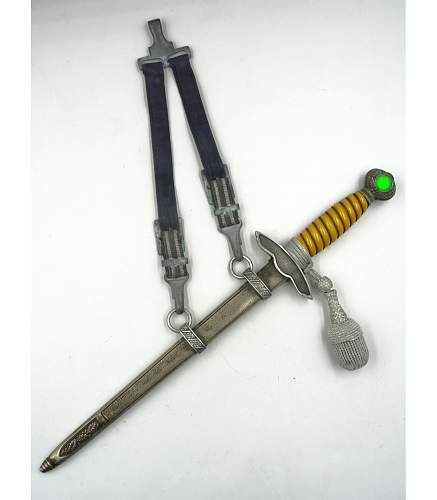 Luftwaffe 2nd model dagger with owner's name : Your opinion please
