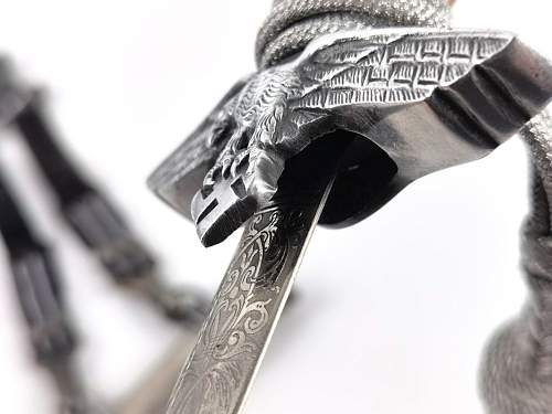 Etched Luftwaffe Dagger