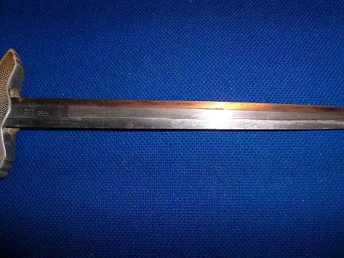 2nd luftwaffe dagger. Fake or not ?