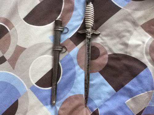 luftwaffe dagger, real or fake I need help please!!