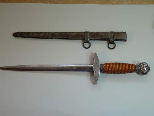 Selling a 2nd Model Luftwaffe Dagger