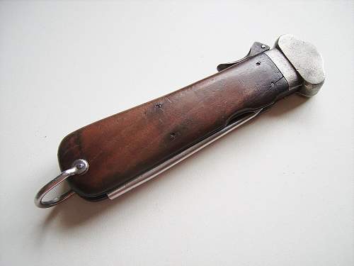 Luftwaffe gravity knife