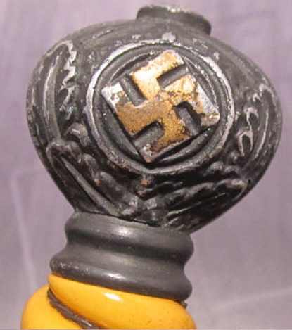Alcoso 2. model Luftwaffe dagger -  gold gilded pommel swastika?