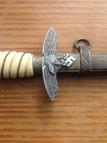 Any thoughts on this 2nd Model Luftwaffe dagger?