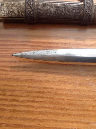 Any thoughts on this 2nd Model Luftwaffe dagger?