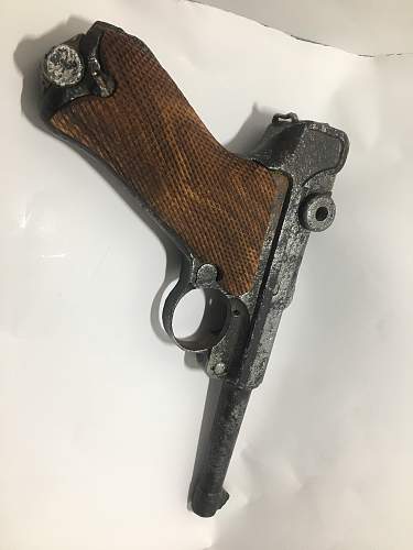 Luger P08 what type  and value