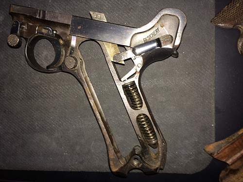 New to Forum Have 1938 S/42 P.08 Luger can't take pictures