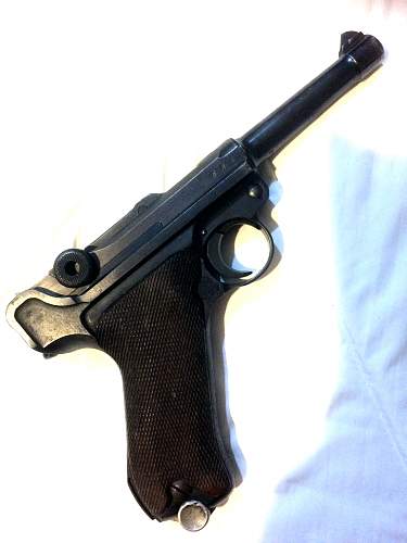 New to Forum Have 1938 S/42 P.08 Luger can't take pictures