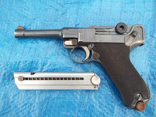 Police Luger Dated 1916 with Uncut Functioning Magazine Safety