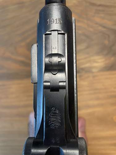 Help with 1915 Luger Identification