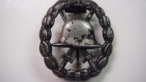 Cut Out Wound Badge
