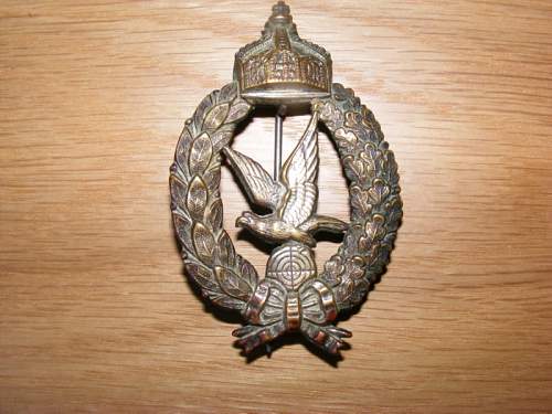 ID Imperial Gunners badge &amp; medal bar