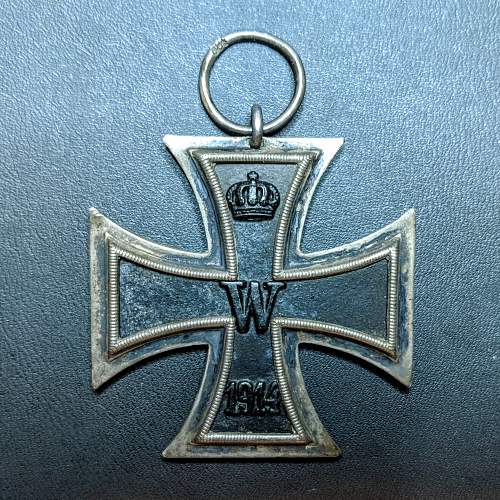 WWI IRON CROSS - Authentic?  Maker?