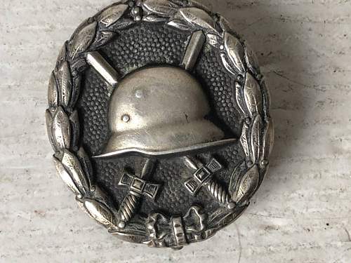 WW1 Verundetenabzeichen silver marked &quot;800&quot;