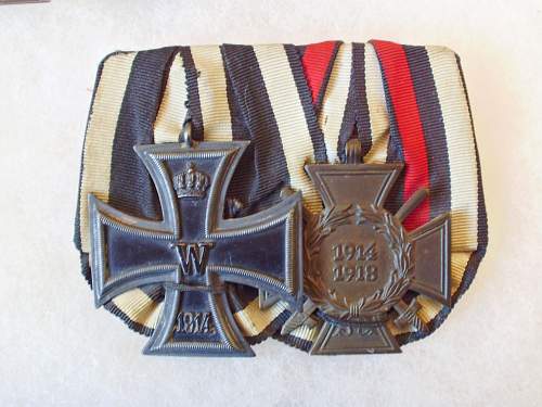 EK2 and Ehrenkreuz medalbar.