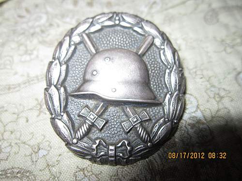 Anyone have info on this wound badge?