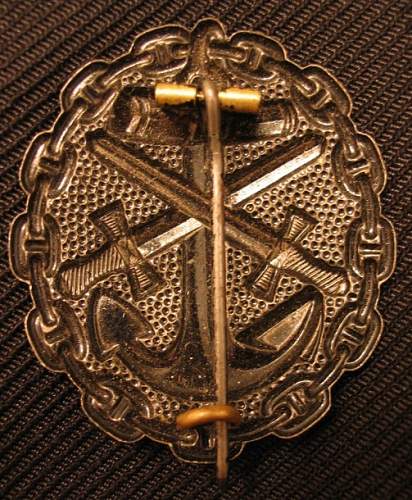 Naval wound badge , good or bad