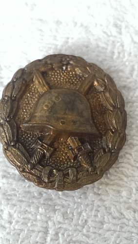 Wound Badge in Gold WWI- fake?