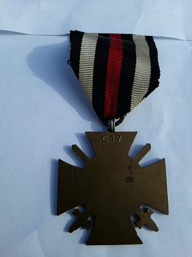 WW1 German honour cross with swords.