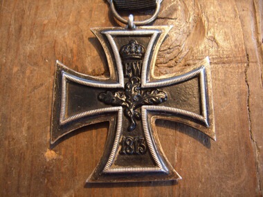 Help! Is this Iron Cross EK2 Original?