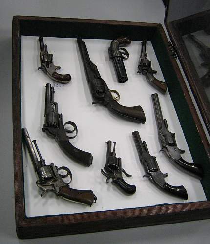 Today's Historical Arms Collectors of BC show