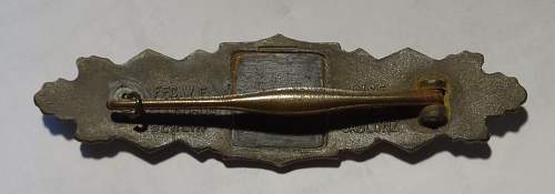 Nahkampfspange bronze A.G.M.u.K Gablonz authentic?