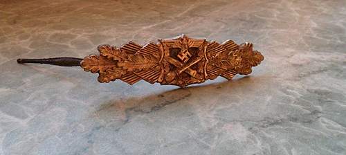 Nahkampfspange in Bronze by AGMuK.