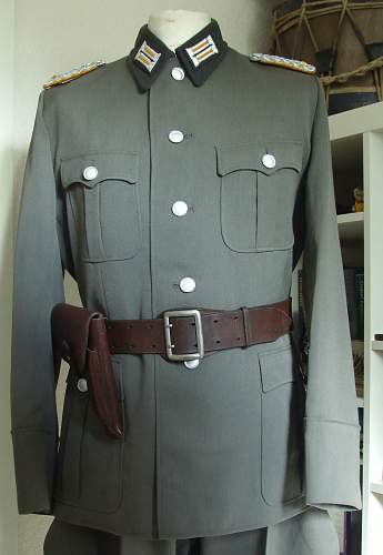 Wachregiment „Feliks Dzierzynski“, officers tunic