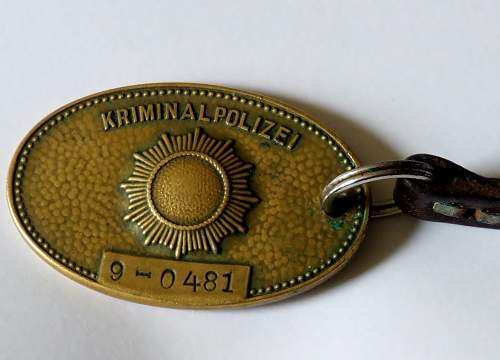 DDR Kriminalpolizei warrant disc