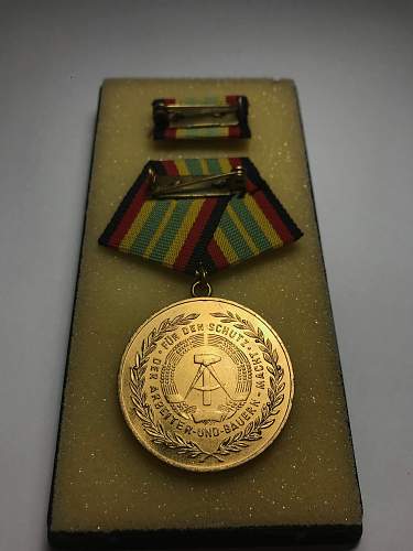 Medaille für treue Dienste in der Nationalen Volksarmee 20 Jahre