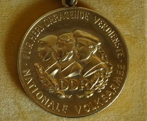 Verdienstmedaille der Nationale Volksarmee