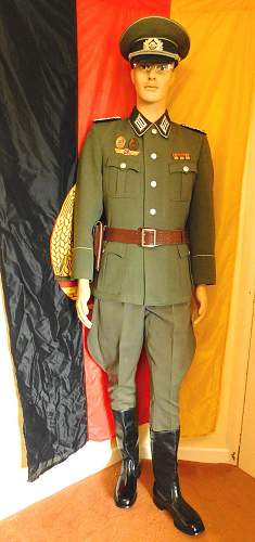 NVA Pionere Offizier early parade uniform re-used as service dress