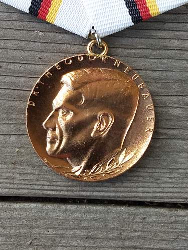 Theodor Neubauer Medal