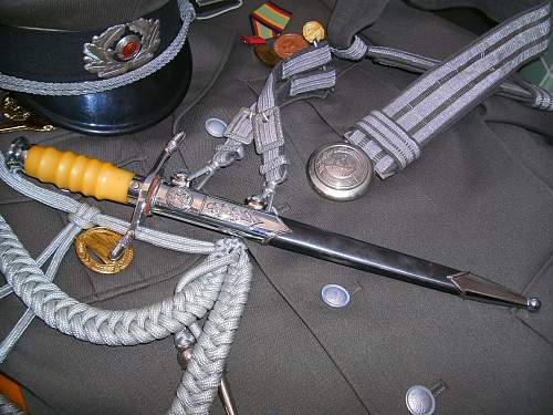 NVA Officers dagger