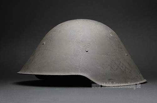 Helmet M1956-66 pattern, worn in the Betriebsschutz