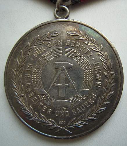 Medaille für treue Dienste in der Nationalen Volksarmee für 10 jährige Dienstzeit in Silber