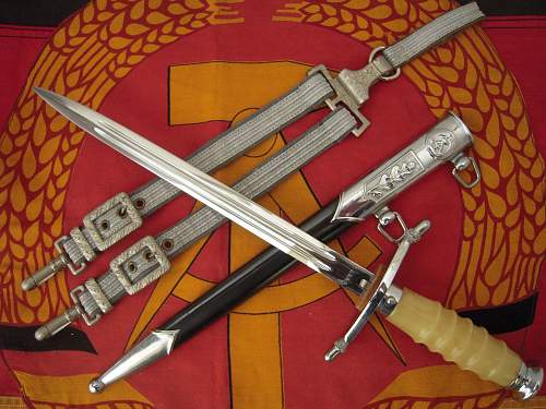 NVA Officers dagger