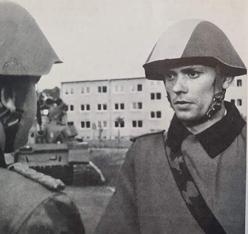 &quot;Strichtarn&quot; uniforms &amp; &quot;Flächentarn&quot; webbing, the first years.