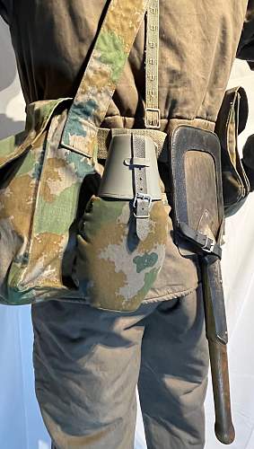 Flächentarn uniforms &amp; equipment variation over the years.