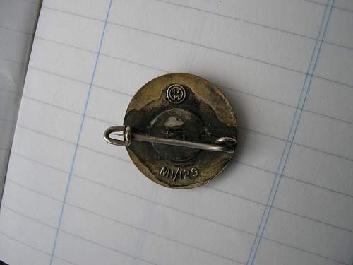 Adolf Hitler badge 1933 Real or fake ?