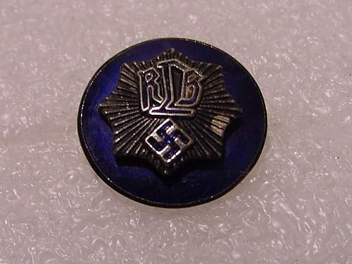 R.L.B. Luft Schutz ( air raid warden) enameled pin.