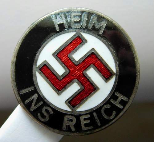 Heim ins Reich pin, mm 'K &amp; Q'