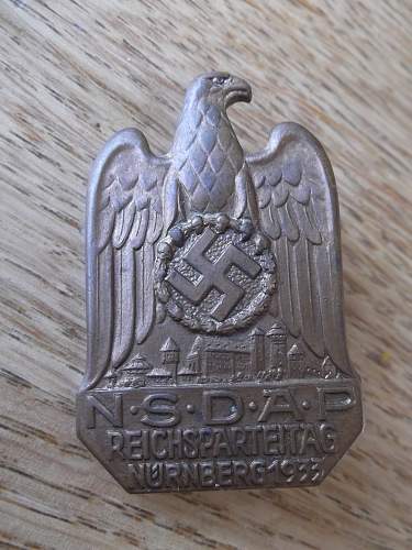 REICHSPARTEITAG NÜRNBERG 1933 badge